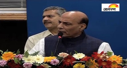 'स्वतंत्रता सेनानियों व आतंकियों में अंतर भूल चुका है पाकिस्तान'