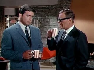The Green Hornet episode 02 - Give 'em Enough Rope