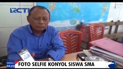 Foto Selfie Konyol Siswa SMA