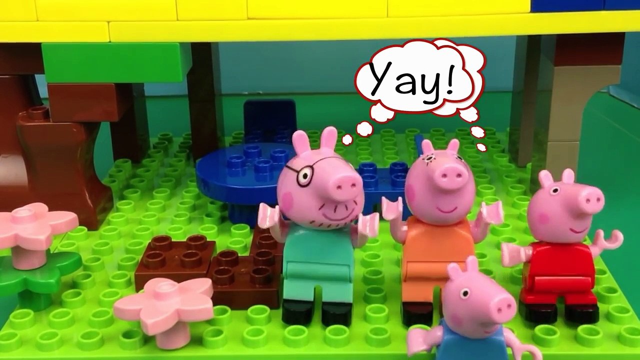 Peppa Pig Treehouse Construction Set with Duplo Lego Spiderman Saving George Pig Stop Motion