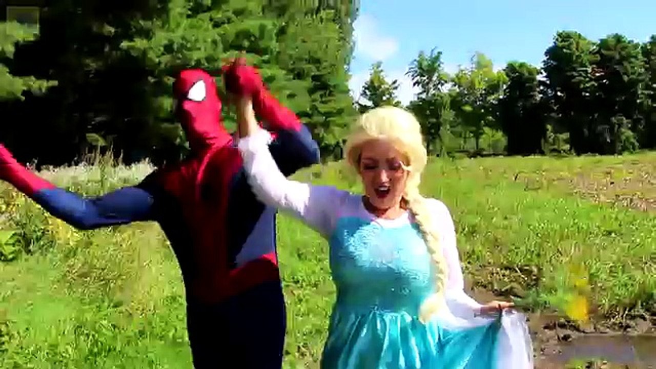 Frozen Elsa’s GROSS FEET! w_ Spiderman Maleficent Joker Pink Spidergirl Candy! Funny Superhero Video