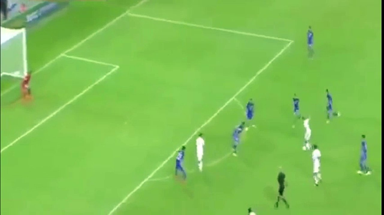 Pelle Goal for 0-1