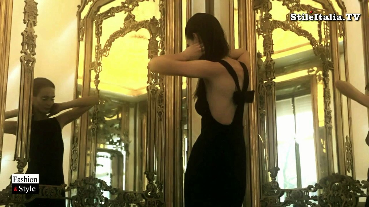 "Italian Fashion" - "Capucci" - 2015 Fall -Winter -  "Italian Lady" - "Fashion Week"