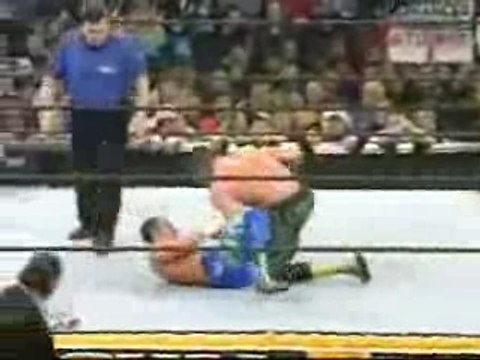 WWE Royal Rumble 2004 - Eddie Guerrero vs Chavo Guerrero