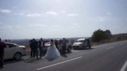 Düğün Eğlencesi Karayoluna Taştı