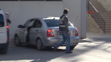 Ağabeyini, Ortaklıktan Ayrılma Isteğini Reddettiği Için Öldürmüş