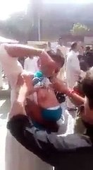 See what’s happening with a little kid on the day of Ashoora