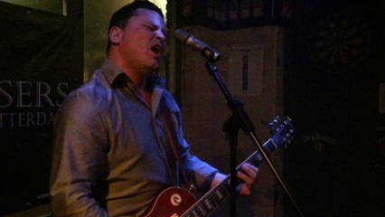 Move your lips Battle - Paco