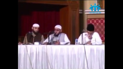 Cuma Suresini Okurken Okuduğu Ayet-i Celilenin Etkisi İle Göz Yaşlarına Hakim Olamayan, Gönlü Güzel Hafiz Kardeşimiz..