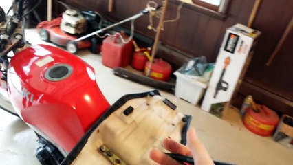 Mr. Regular sells his 1993 Suzuki GS500E