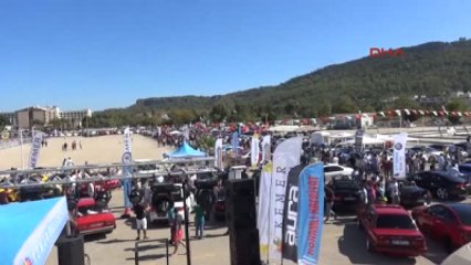 Kemer Otomobil Festivali'nde Renkli Görüntüler
