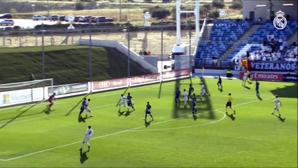 Télécharger la video: Enzo Zidane sur les traces de son papa... Panenka