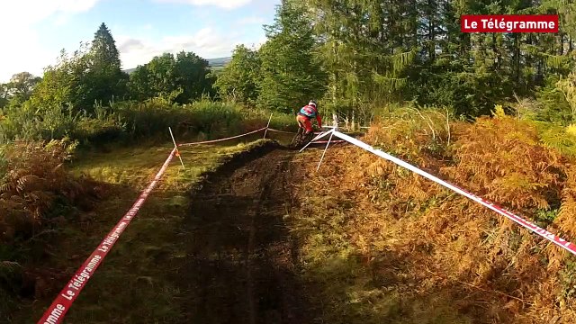 Coupe de Bretagne de BMX. Vivez la descente de Gouézec