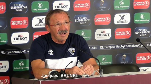 UBB ULSTER A LA SORTIE DES VESTIAIRES