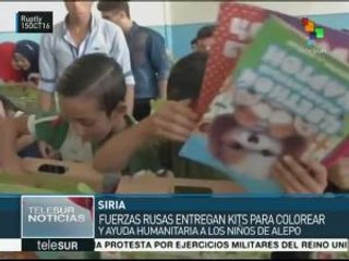 Siria: fuerzas rusas en Siria entregan paquetes didácticos a niños