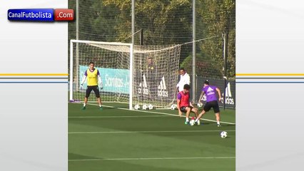 Increible golazo de James Rodriguez_ elástica, caño y gol en el entrenamiento del Madrid • 2016 (1)