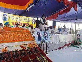 ਬਰਗਾੜੀ ਵਿਖੇ ਸ਼ਹੀਦੀ ਸਮਾਗਮ ਵਿਚ ਸੰਗਤਾਂ ਨੂੰ ਸੰਬੋਧਨ ਕਰਦੇ ਹੋਏ ਸ ਸਿਮਰਨਜੀਤ ਸਿੰਘ ਮਾਨ