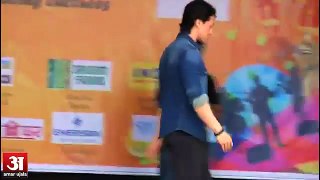 Amazing break dance by Tiger Shroff