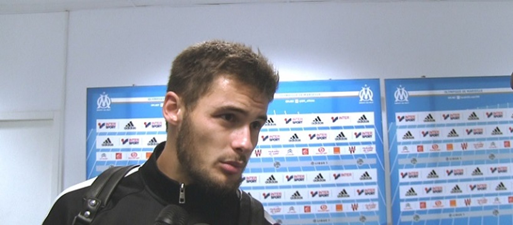 "Ici, ce n'est pas pareil pour les arbitres..."