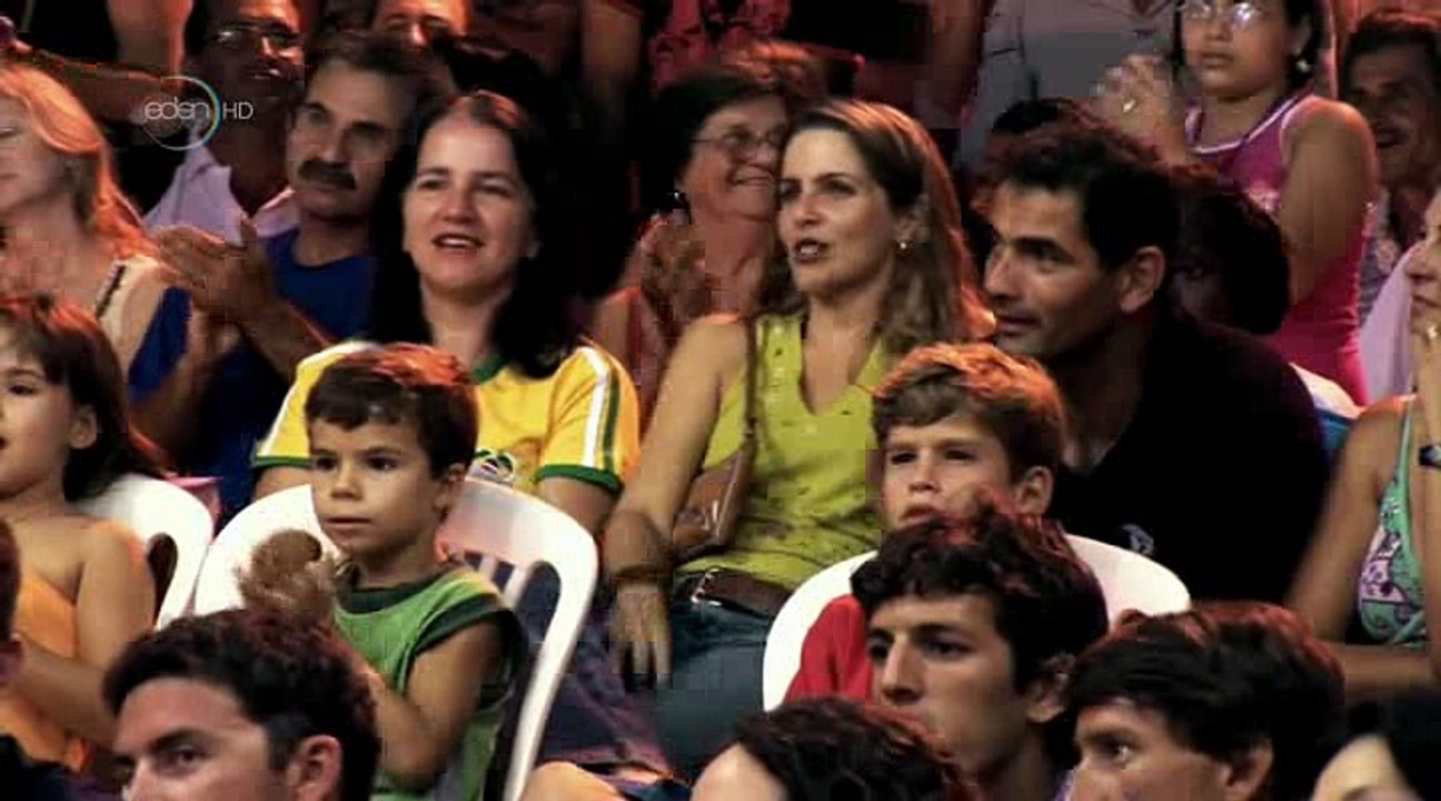 paraglider miracle story