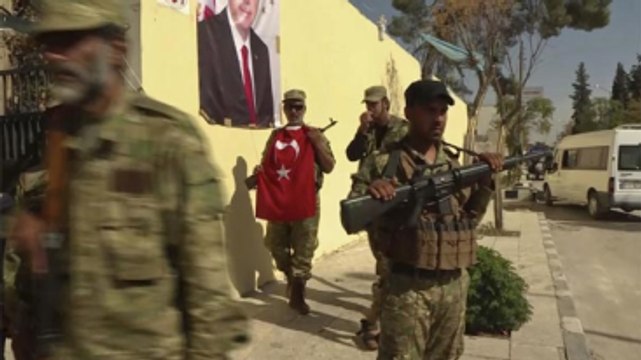 Dabık'ta Sokaklara Türk Bayrağı ve Erdoğan Posteri