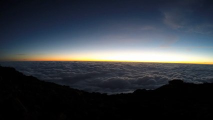 Mt.Fuji Sunrise -WILLER TRAVEL Mt.Fuji Climbing Tour 2016-t3REC_0DeW0