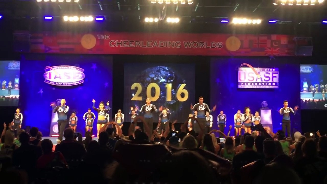 Cheer Athletics Claw 6 - Worlds 2016 (Semi-Finals)-j3D--5xaIBA