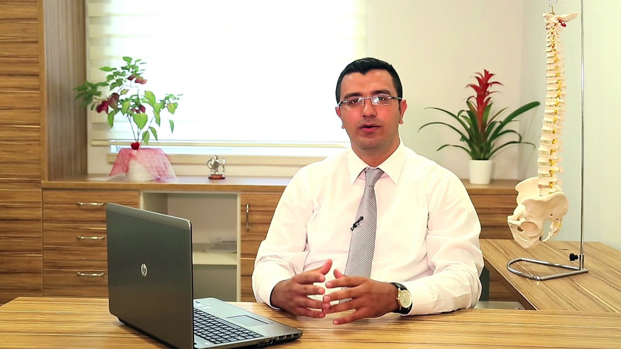 Omurga Ameliyatlarında Hareketli Vida Sistemlerinin Avantajları Nelerdir? - Op.Dr.Ahmet ÖĞRENCİ
