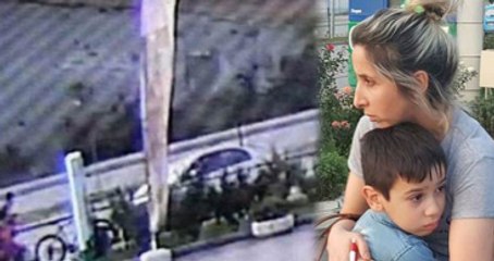 Otomobil Yol Kenarında Oturan Çocuklara Çarptı