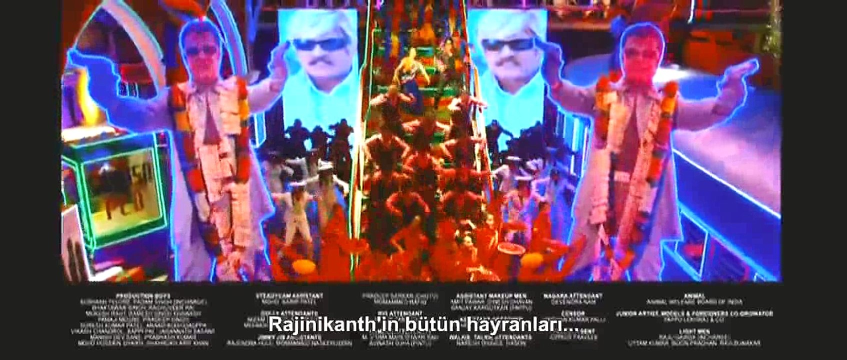 Lungi Dance Chennai Express  Shahrukh Khan, Deepika