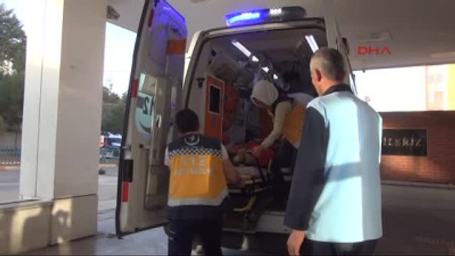 Şanlıurfa - Lastiği Patlayan Otomobil Şarampole Devrildi: 1 Ölü, 3 Yaralı