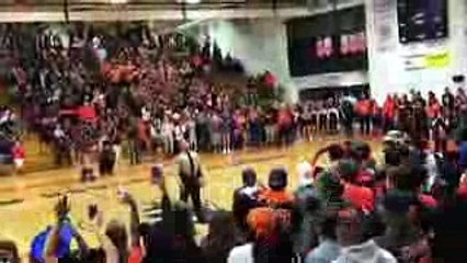 Le show d'un policier sur un tube de Beyoncé