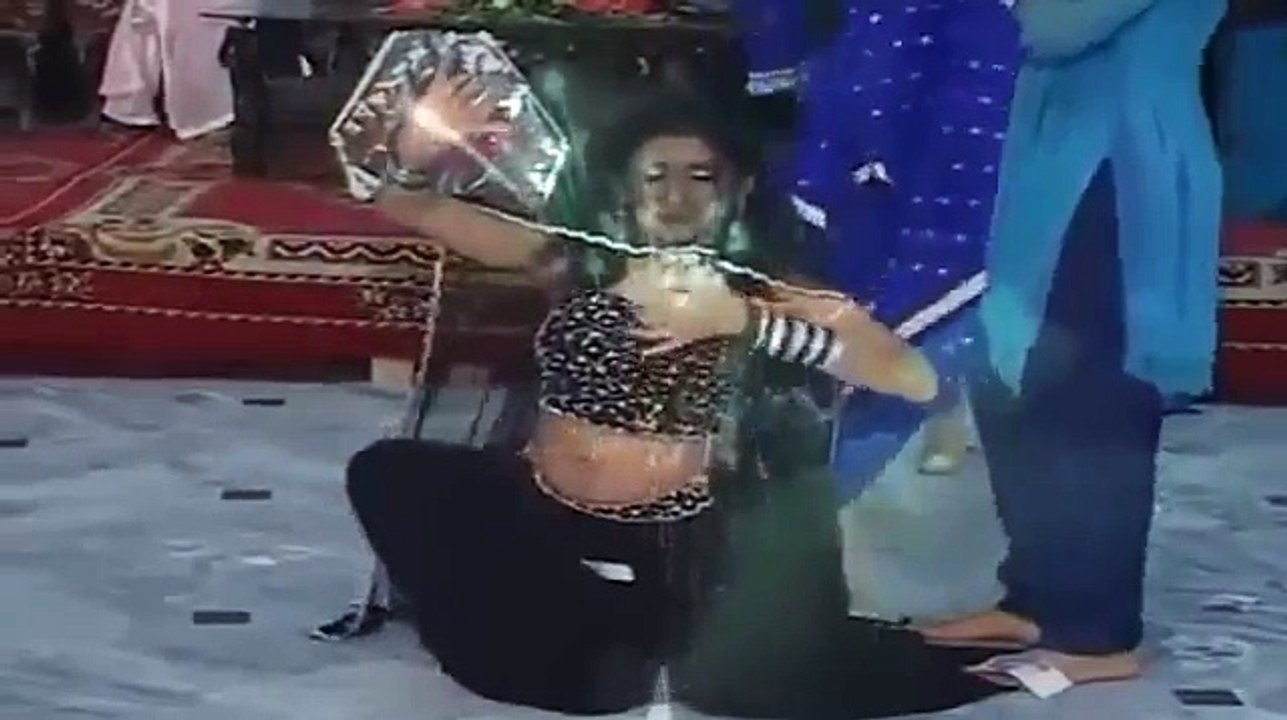NEW TOP PARTY MUJRA MASTI DANCE 2016