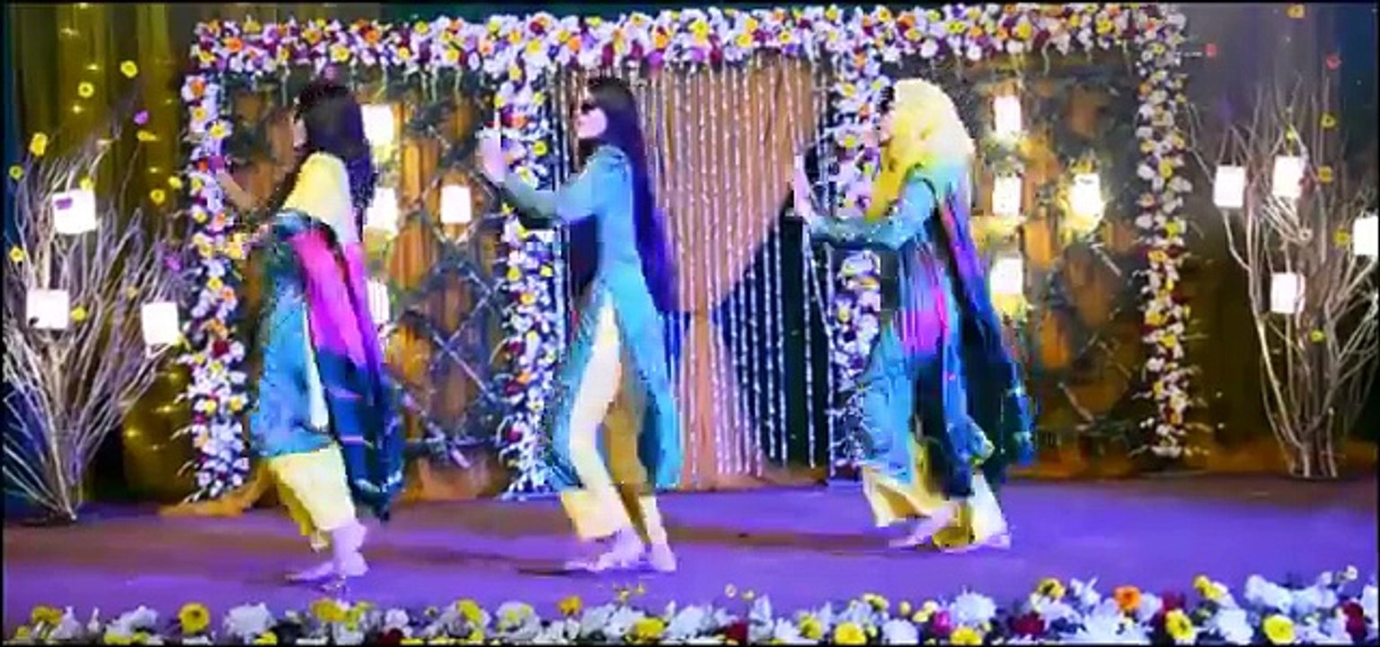 Tooh wedding dance