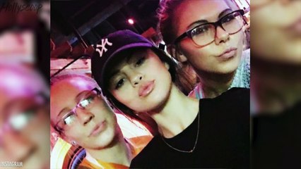 Selena Gomez Spotted In Public At Tennessee Restaurant, Poses For Pics with Fans