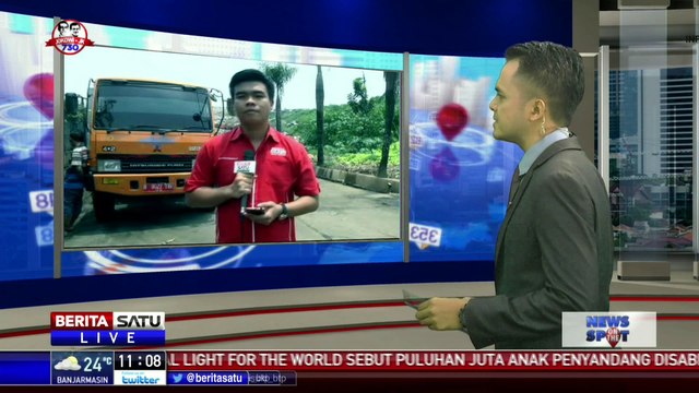 Truk Sampah Pemprov DKI Antre Panjang untuk Masuk Bantargebang