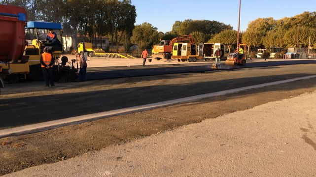 Coulage de la dalle de béton place de Verdun