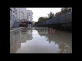 Report TV - Reshjet, përmbyten disa lagje e rrethina të qytetit të Lezhës
