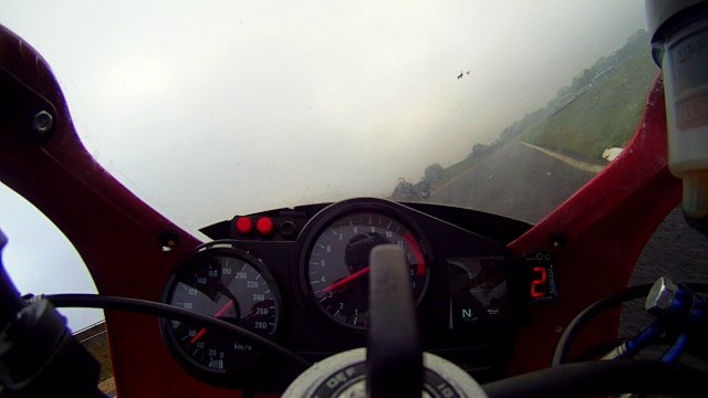 vlc-record-2016-10-18-13h12m21s-FILE0001.MOV-