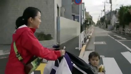 Who carries a heavier load - women or men