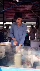 chai wala Arshad Khan from Islamabad