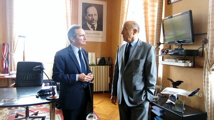 Alain Juppé en visite à Albert, à l'hôtel de ville avec Stéphane Demilly