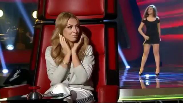 Певица азербайджанского происхождения взорвала зал в Турции. Смотреть всем