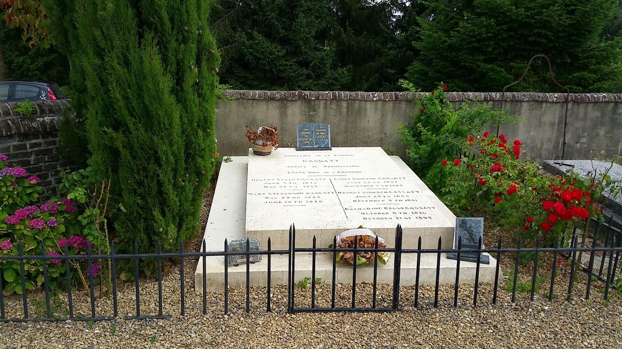 Tombe Familiale de MARY CASSATT au Mesnil Thèrribus  -Oise