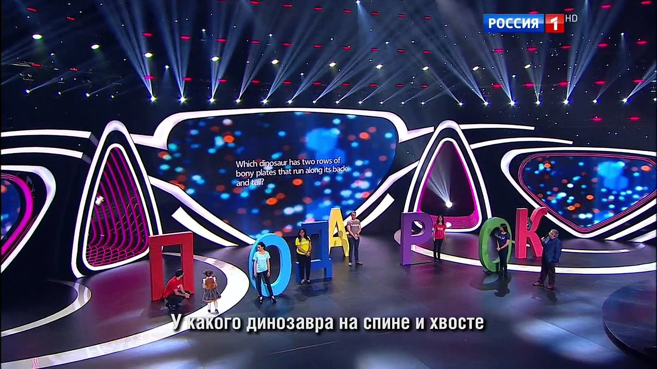 4 yaşındaki Rus Bella 7 farklı dilde konuşabiliyor
