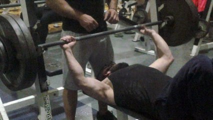 115kg  bench 1st attempt Sheiko #32, 2nd run (previous PR)