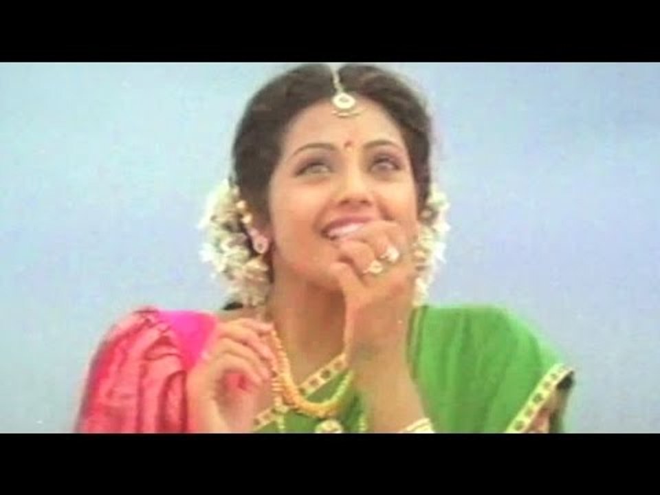 Chanti Songs - Enneno Andalu - Gopala Gopala Venkatesh Songs - Meena