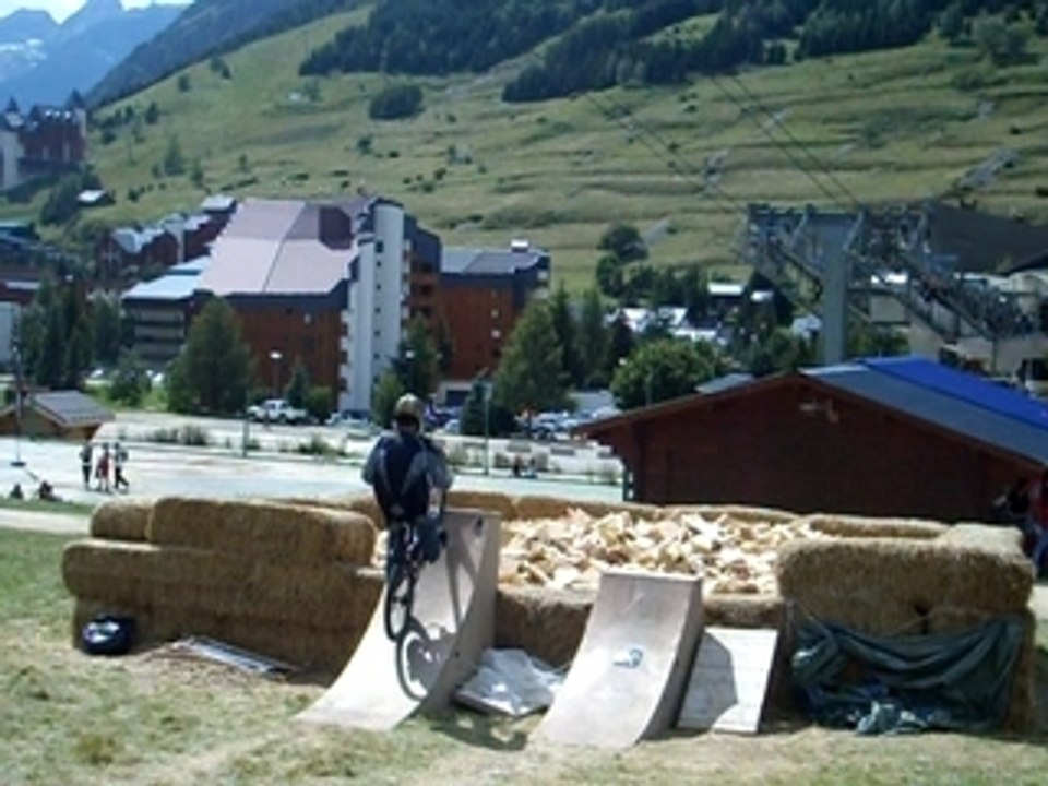 Saut de l'ange en bac a mousse