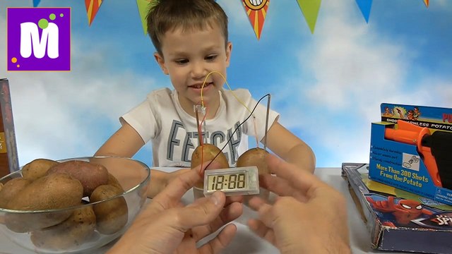 300 пуль из Картошки у Макса Электронные часы из картошки DIY Кидаемся картошкой в надувного Spider-Man video new 2016