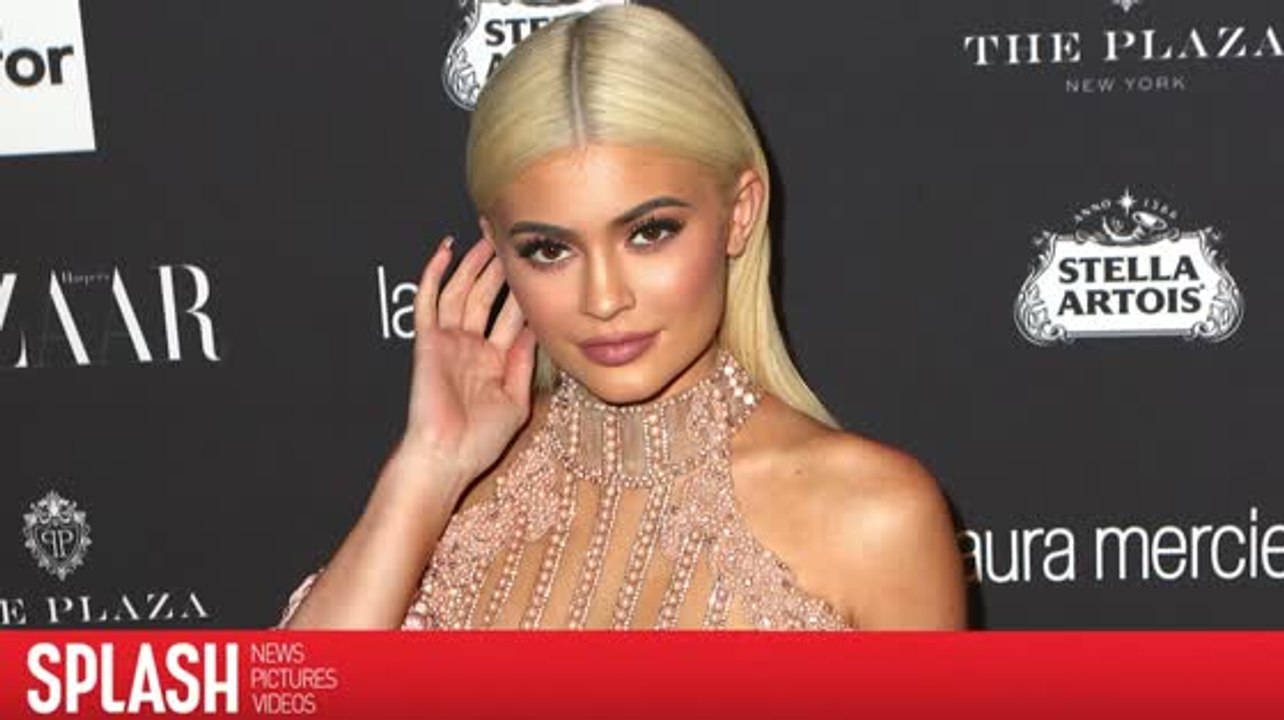 Kylie Jenner denkt über Brustimplantate nach